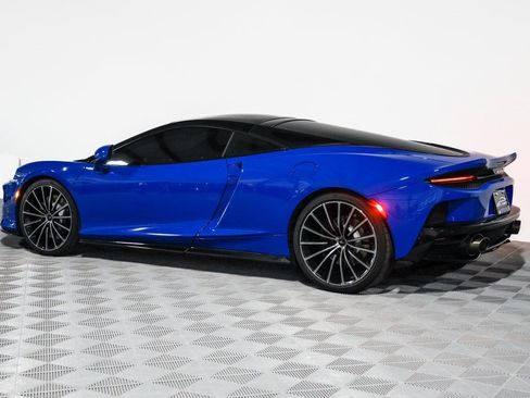 Used 2020 McLaren GT image 17