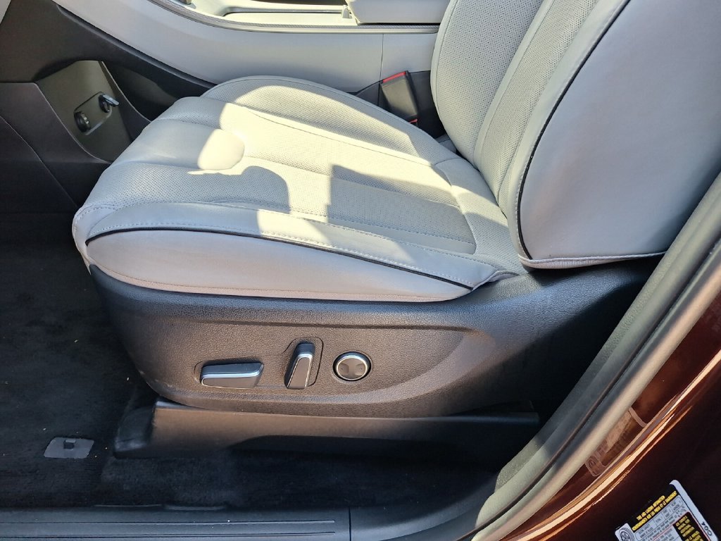 Used 2025 Hyundai Palisade SEL FWD image 33