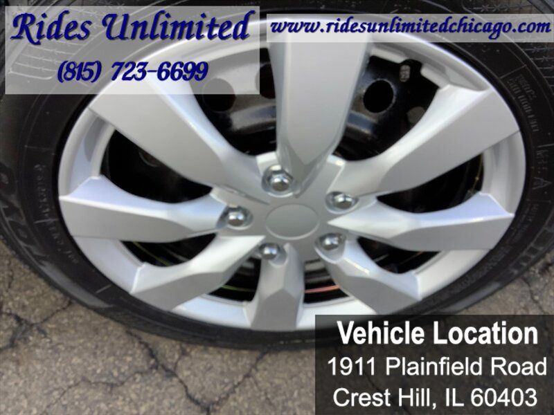 Used 2011 Nissan Sentra 2.0 S FWD image 33