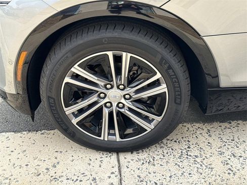 New 2026 Cadillac Lyriq Premium Luxury image 7