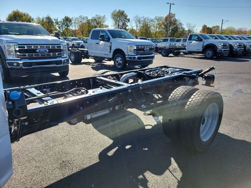 New 2026 Ford F450 XL image 9