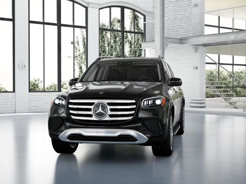 New 2026 Mercedes-Benz GLS 450 4MATIC image 44