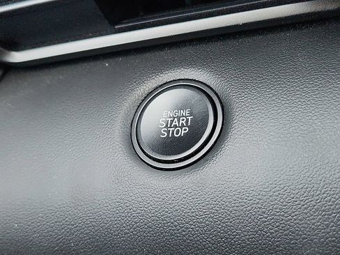 Used 2026 Hyundai Elantra Sport FWD image 10