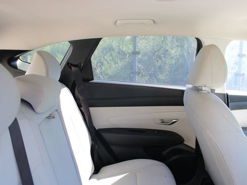 Used 2025 Hyundai Tucson SEL FWD image 23