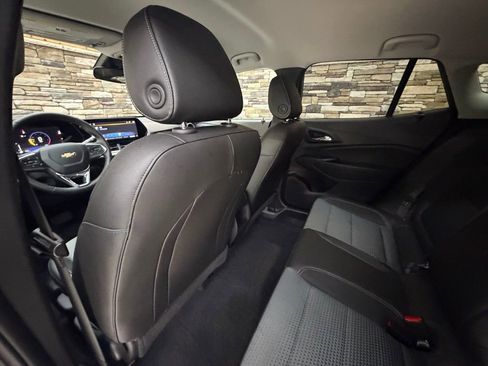 New 2025 Chevrolet Trax LT w/ Driver Confidence Package image 18