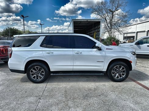 Used 2022 Chevrolet Tahoe Z71 w/ Luxury Package image 10