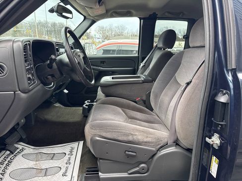 Used 2005 GMC Sierra 2500 SLE w/ Snow Plow Prep Package image 14