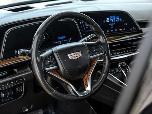 Used 2021 Cadillac Escalade Sport Platinum w/ LPO, ONYX Package AWD/4WD image 13