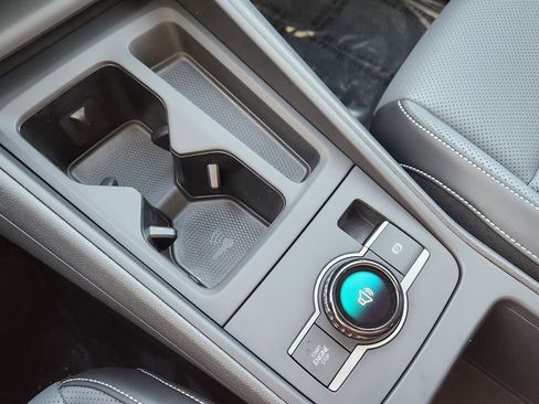 New 2026 Volkswagen Tiguan SE image 10