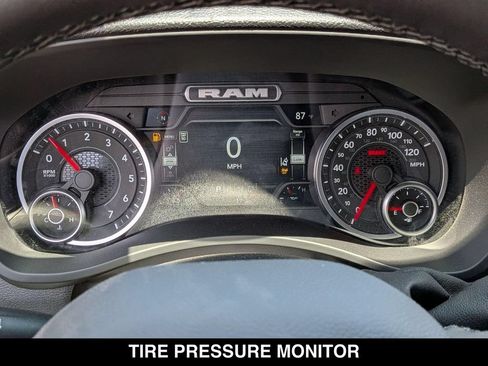 New 2026 RAM 2500 Tradesman AWD/4WD image 19