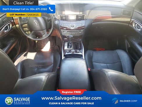 Used 2017 INFINITI Q70 3.7 image 11