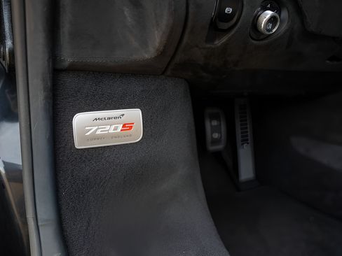 Used 2022 McLaren 720S Spider RWD image 42