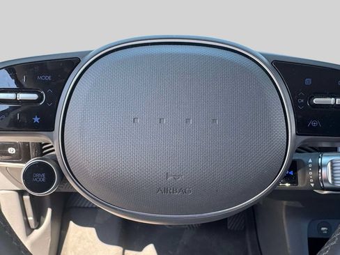 Certified 2022 Hyundai Ioniq 5 Limited AWD/4WD image 31