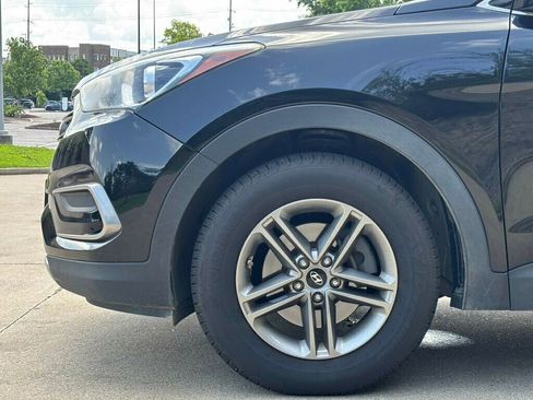 Used 2017 Hyundai Santa Fe Sport image 32