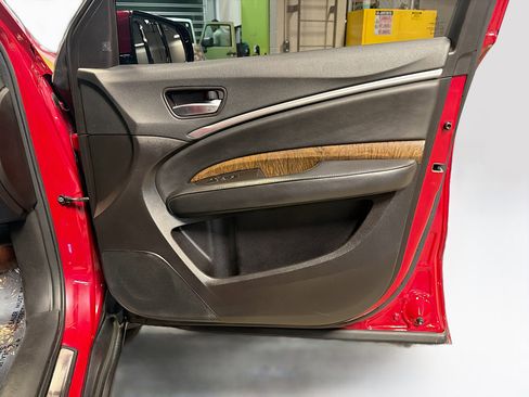 Used 2018 Acura MDX SH-AWD w/ Advance Package image 35