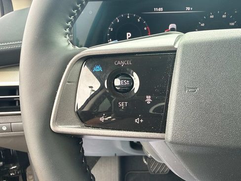 Used 2025 Nissan Murano SL AWD/4WD image 8