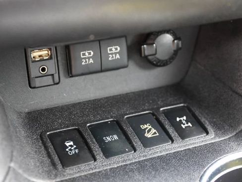Used 2018 Toyota Highlander SE w/ Protection Package #3 AWD/4WD image 35