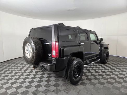Used 2010 HUMMER H3 Alpha image 5