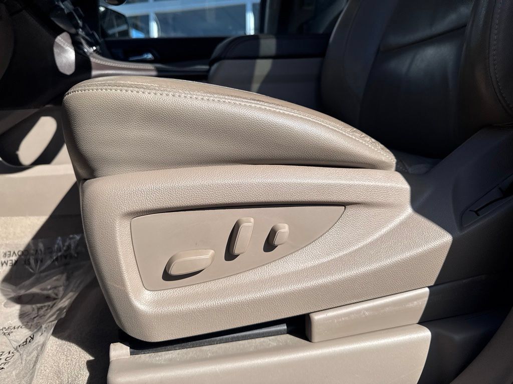 Used 2019 Chevrolet Tahoe LT AWD/4WD image 13