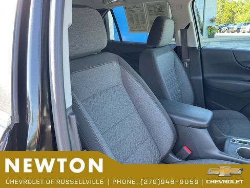 Used 2024 Chevrolet Equinox LT w/ LPO, Floor Liner Package FWD image 22