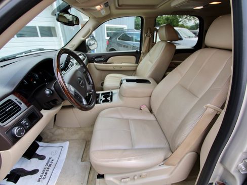 Used 2008 GMC Yukon Denali image 14