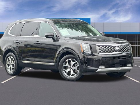 Used 2021 Kia Telluride EX AWD/4WD image 2