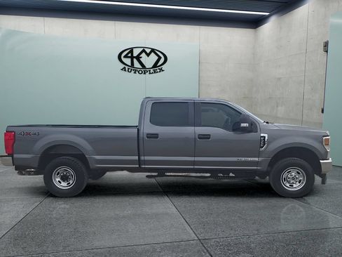 Used 2022 Ford F350 XL w/ Power Equipment Group AWD/4WD image 2