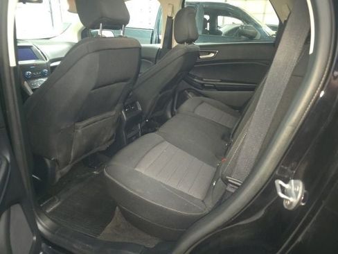 Used 2020 Ford Edge SE FWD image 13