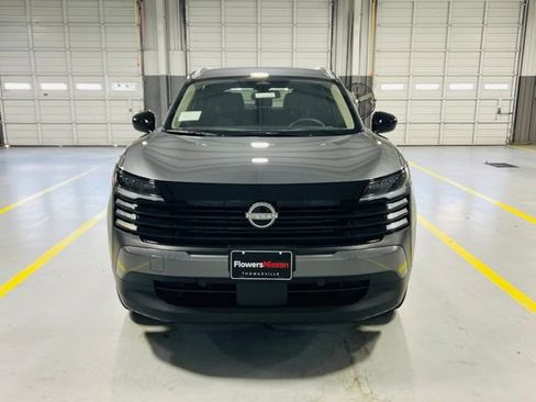 New 2026 Nissan Kicks SV FWD image 11