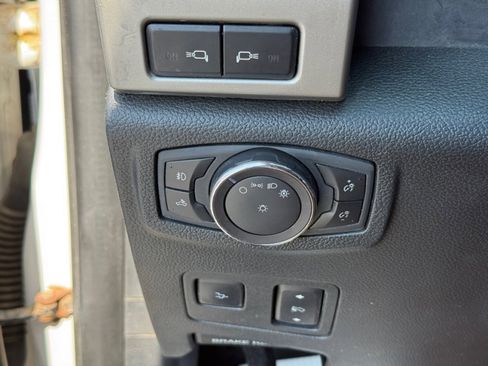 Used 2019 Ford F350 Lariat w/ Lariat Ultimate Package image 31