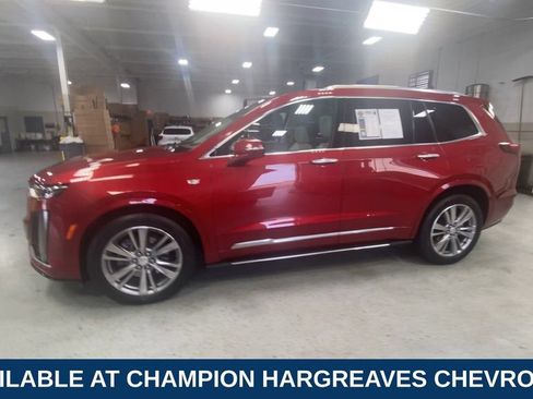 Used 2024 Cadillac XT6 Premium Luxury w/ Technology Package AWD/4WD image 6