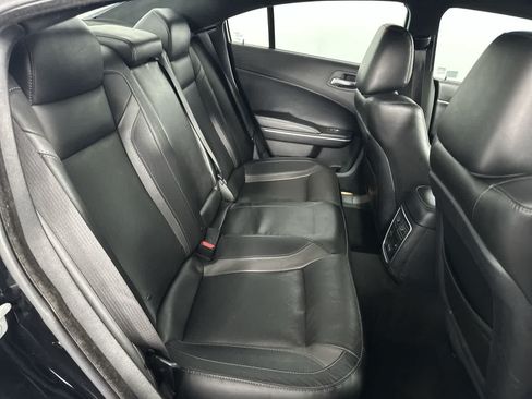 Used 2021 Dodge Charger SXT w/ Leather Interior Group RWD image 8