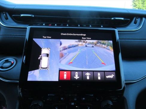 New 2025 Jeep Grand Cherokee L Overland w/ Advanced Protech Group III image 23