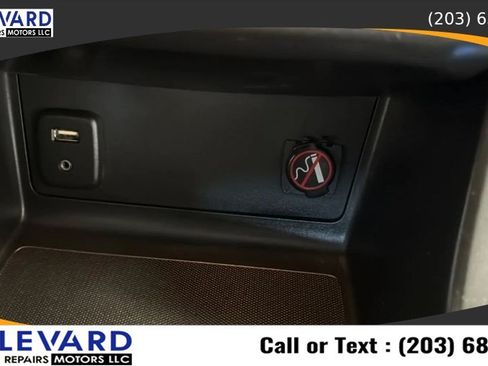Used 2016 Chevrolet Colorado W/T w/ WT Convenience Package RWD image 17