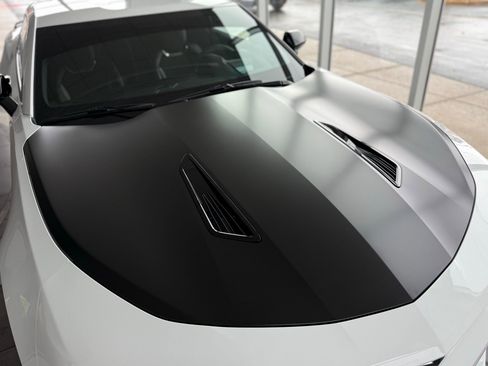 Used 2018 Chevrolet Camaro SS image 8