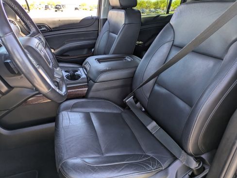 Used 2019 GMC Yukon XL SLT image 27