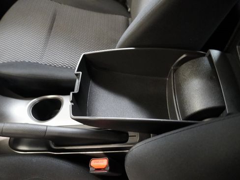 Used 2016 Nissan Juke S image 22