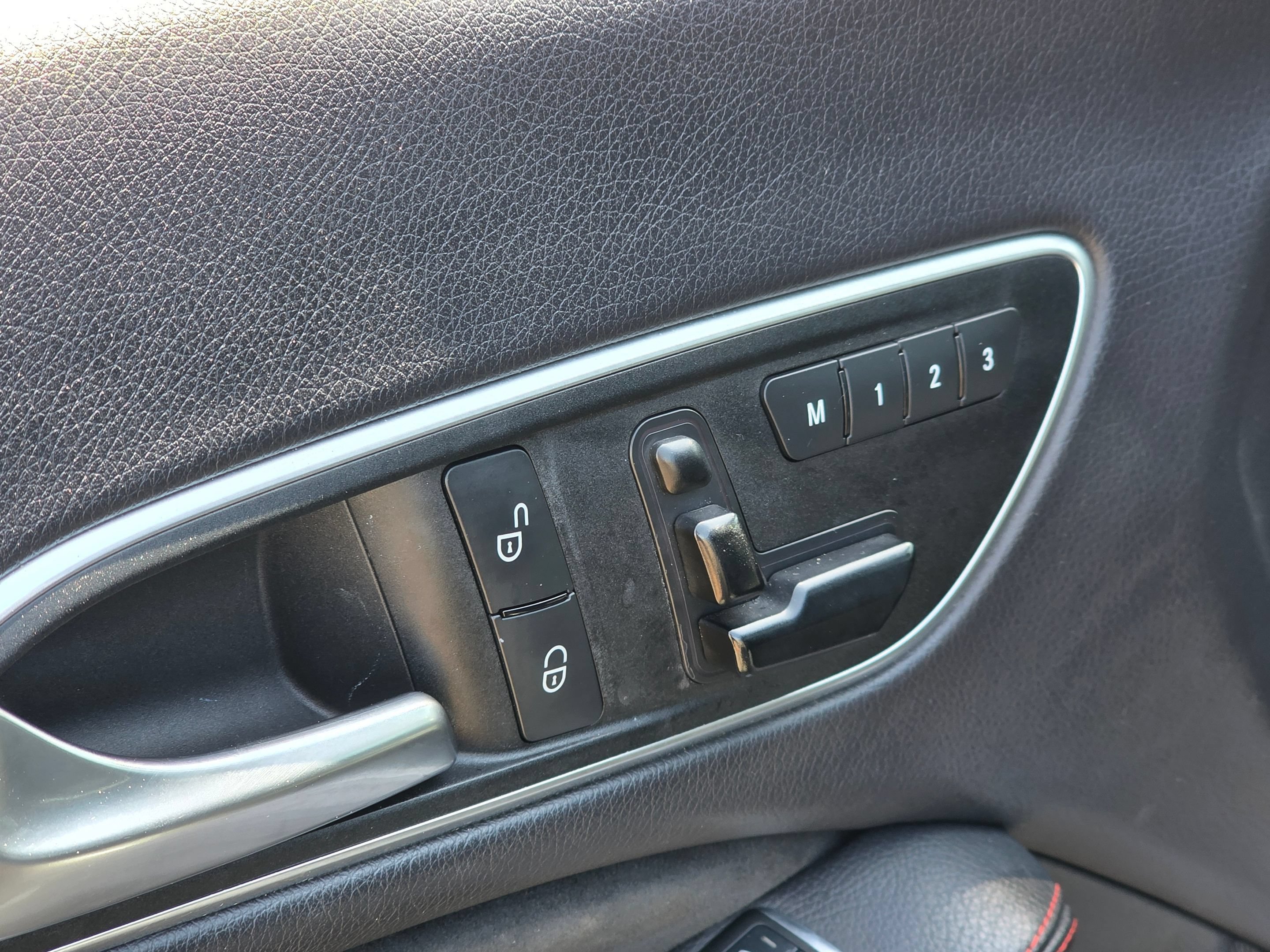 Used 2016 Mercedes-Benz CLA 250 w/ Sport Package Plus image 23