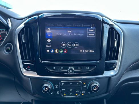 Used 2023 Chevrolet Traverse RS AWD/4WD image 12