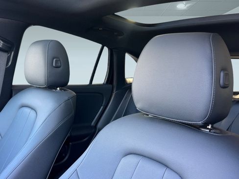 Used 2025 Mercedes-Benz GLA 250 image 34