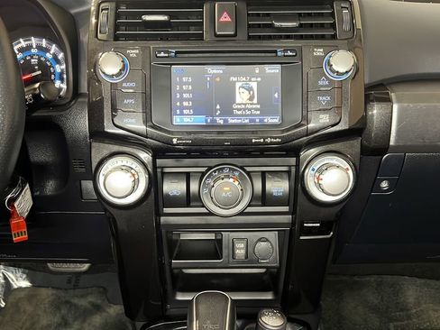 Used 2018 Toyota 4Runner SR5 image 15