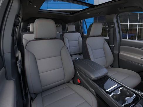 New 2026 Chevrolet Traverse LT w/ Sun and Wheel Package image 16