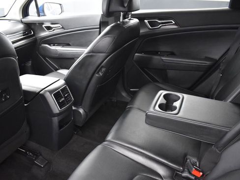 Used 2025 Kia Sportage EX w/ Premium Package image 25