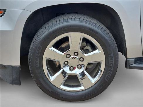 Used 2019 Chevrolet Tahoe LT image 26