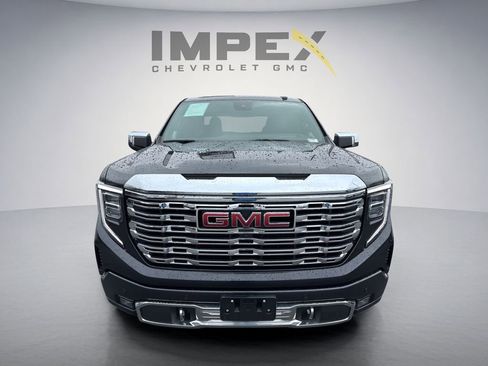 Used 2023 GMC Sierra 1500 Denali w/ Denali Reserve Package AWD/4WD image 8