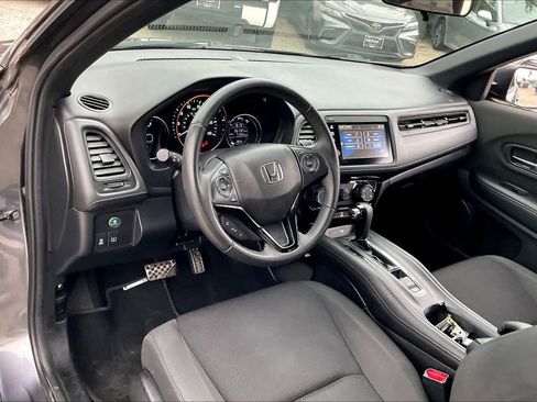 Used 2020 Honda HR-V Sport image 17