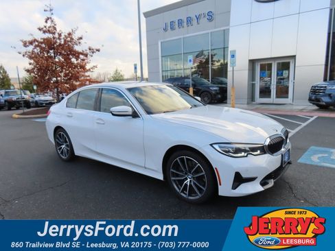 Used 2022 BMW 330i xDrive Sedan w/ Driving Assistance Package image 1