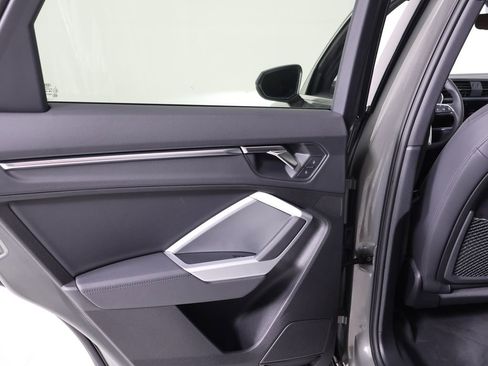 Certified 2025 Audi Q3 2.0T Premium Plus w/ Premium Plus Package image 23