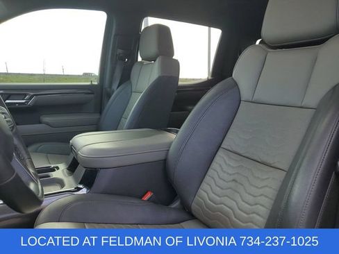 Used 2023 Chevrolet Silverado 1500 ZR2 w/ Technology Package AWD/4WD image 26