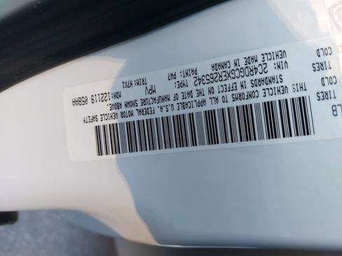 Used 2014 Dodge Grand Caravan SXT w/ Rear Park Assist Package image 38